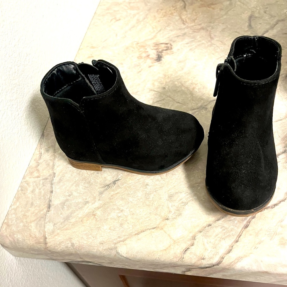Cat and Jack booties toddler girl size 5